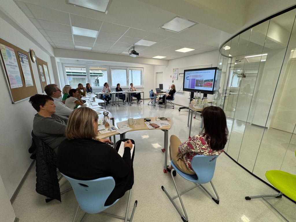 Fotografija z dogodka v predavalnici